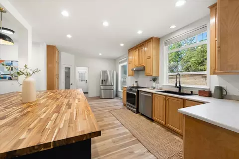 Kitchen - 740 Big John Ridge Dr, Colfax, CA 95713 photo 2 of 4