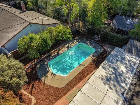 Exterior - 774 Hawthorn Ln, Davis, CA 95616 photo 7 of 7