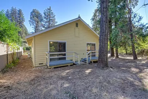 Exterior - 19205 Geisendorfer Rd, Applegate, CA 95703 photo 5 of 11