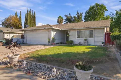 Exterior - 1462 Stanley Dr, Ripon, CA 95366 photo 2 of 5
