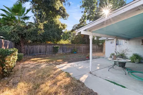 Exterior - 1462 Stanley Dr, Ripon, CA 95366 photo 5 of 5