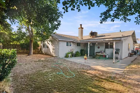 Exterior - 1462 Stanley Dr, Ripon, CA 95366 photo 3 of 5