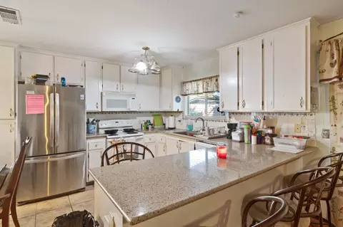 Kitchen - 1462 Stanley Dr, Ripon, CA 95366 photo 1 of 1
