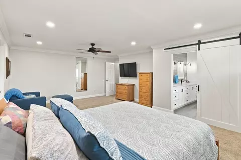Bedroom - 12647 E Tokay Colony Rd, Lodi, CA 95240 photo 4 of 6
