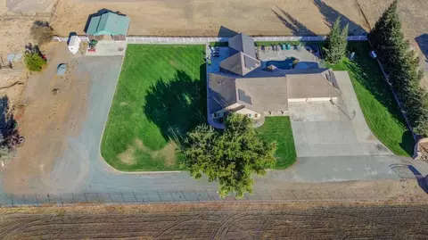 View/Area - 12647 E Tokay Colony Rd, Lodi, CA 95240 photo 6 of 12