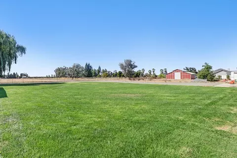 Exterior - 12647 E Tokay Colony Rd, Lodi, CA 95240 photo 21 of 26