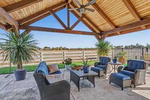 Exterior - 12647 E Tokay Colony Rd, Lodi, CA 95240 photo 6 of 26