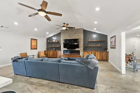 Living - 12647 E Tokay Colony Rd, Lodi, CA 95240 photo 3 of 5