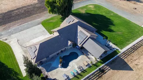 View/Area - 12647 E Tokay Colony Rd, Lodi, CA 95240 photo 11 of 12