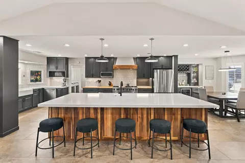 Kitchen - 12647 E Tokay Colony Rd, Lodi, CA 95240 photo 2 of 10