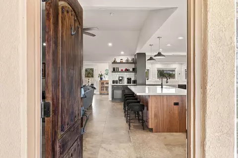 Entry Way - 12647 E Tokay Colony Rd, Lodi, CA 95240 photo 1 of 3