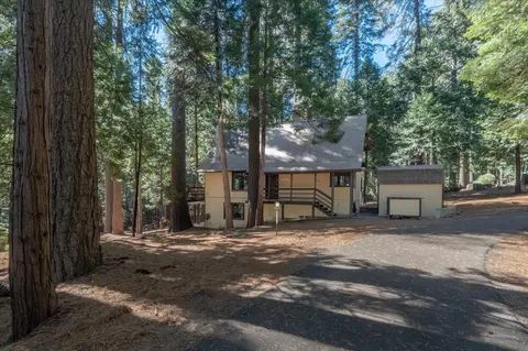 Exterior - 2721 Sioux Trl, Arnold, CA 95223 photo 3 of 17