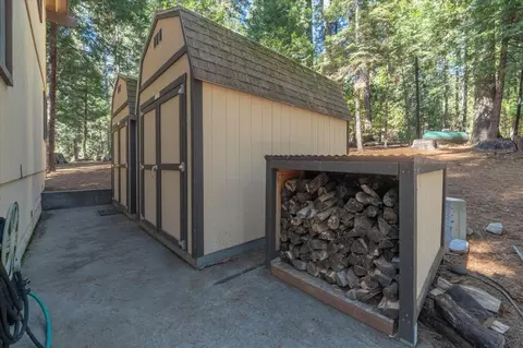 Exterior - 2721 Sioux Trl, Arnold, CA 95223 photo 13 of 17