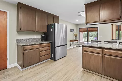 Kitchen - 10284 E Underwood Rd, Acampo, CA 95220 photo 4 of 6