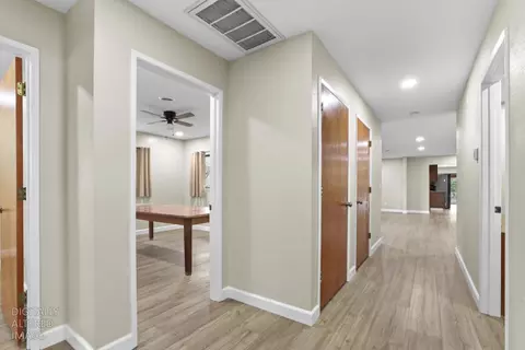Entry Way - 10284 E Underwood Rd, Acampo, CA 95220 photo 1 of 2