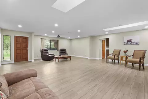 Living - 10284 E Underwood Rd, Acampo, CA 95220 photo 4 of 5