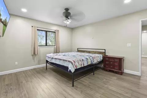 Bedroom - 10284 E Underwood Rd, Acampo, CA 95220 photo 3 of 4