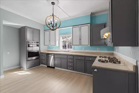 Kitchen - 1736 Baker Ave, Escalon, CA 95320 photo 1 of 4