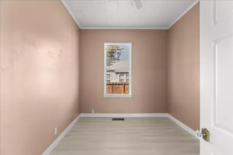 Bedroom - 1736 Baker Ave, Escalon, CA 95320 photo 3 of 5