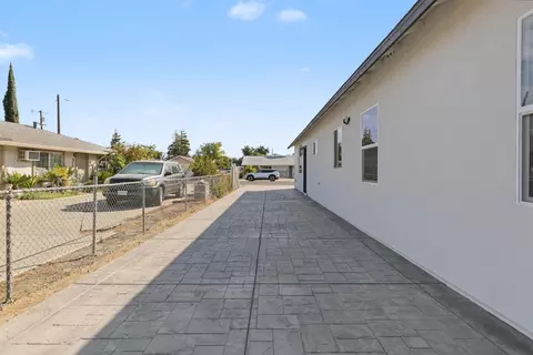 Exterior - 431 Sycamore Ave, Manteca, CA 95336 photo 13 of 13