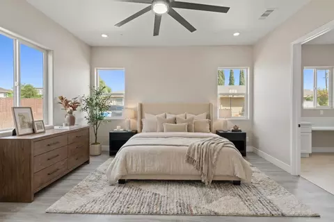 Bedroom - 431 Sycamore Ave, Manteca, CA 95336 photo 6 of 6