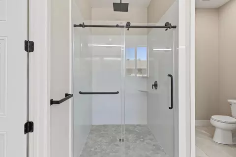 Bath - 431 Sycamore Ave, Manteca, CA 95336 photo 3 of 9