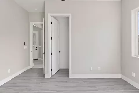 Bedroom - 431 Sycamore Ave, Manteca, CA 95336 photo 2 of 6