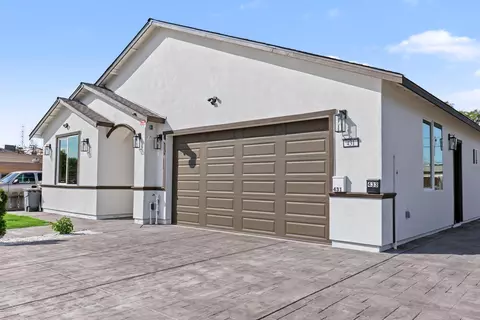 Exterior - 431 Sycamore Ave, Manteca, CA 95336 photo 5 of 13