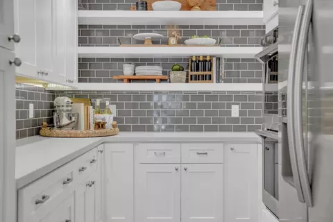 Kitchen - 7700 Mchenry Ave, Modesto, CA 95356 photo 7 of 7