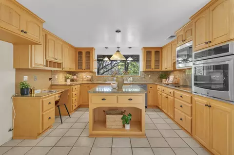 Kitchen - 5539 Crestline Dr, Foresthill, CA 95631 photo 1 of 4