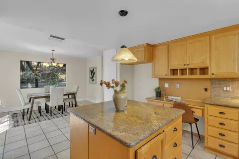 Kitchen - 5539 Crestline Dr, Foresthill, CA 95631 photo 4 of 4