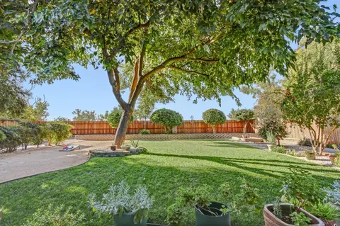 Exterior - 3422 Breton Ave, Davis, CA 95616 photo 11 of 17