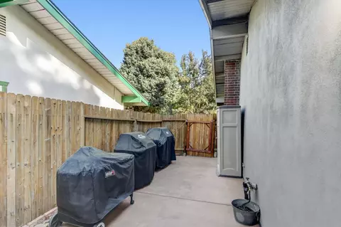 Exterior - 3422 Breton Ave, Davis, CA 95616 photo 5 of 17