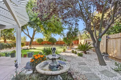 Exterior - 3422 Breton Ave, Davis, CA 95616 photo 8 of 17