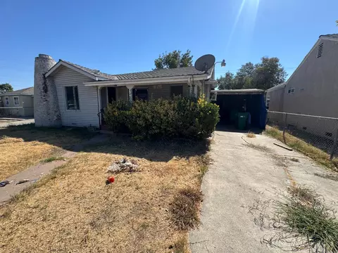 Exterior - 1836 E Poplar St, Stockton, CA 95205 photo 12 of 12