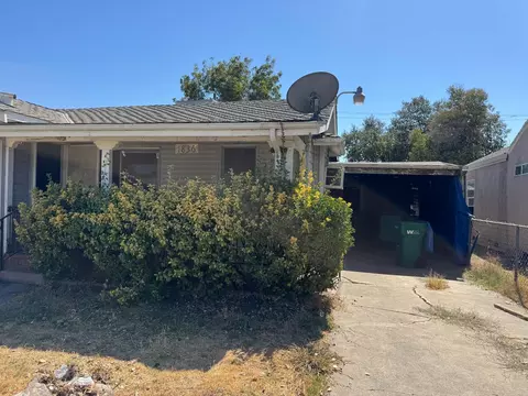 Exterior - 1836 E Poplar St, Stockton, CA 95205 photo 10 of 12