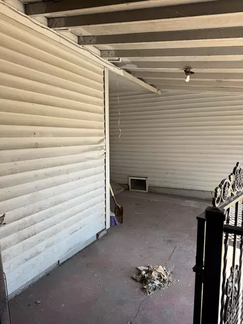 Exterior - 1836 E Poplar St, Stockton, CA 95205 photo 2 of 12