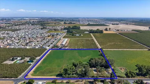 21080 S Oleander Ave, Manteca, CA 95337 photo 3
