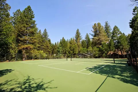 View/Area - 1005 Sandalwood Dr, Murphys, CA 95247 photo 2 of 2