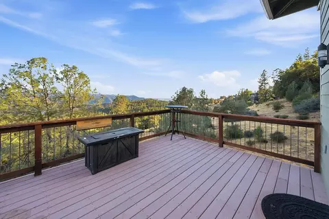 Exterior - 1005 Sandalwood Dr, Murphys, CA 95247 photo 5 of 12