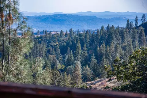 View/Area - 1005 Sandalwood Dr, Murphys, CA 95247 photo 1 of 2