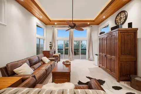 Living - 1005 Sandalwood Dr, Murphys, CA 95247 photo 3 of 6