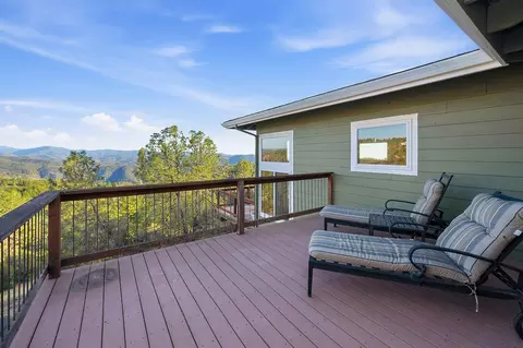 Exterior - 1005 Sandalwood Dr, Murphys, CA 95247 photo 4 of 12