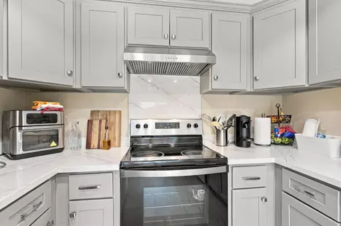 Kitchen - 1893 Cherokee Dr #2, Salinas, CA 93906 photo 2 of 3