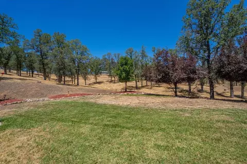 Exterior - 20700 Bernard Way, Redding, CA 96003 photo 9 of 10
