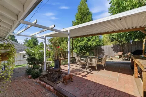 Exterior - 22 S Auburn St, Colfax, CA 95713 photo 10 of 12