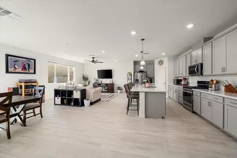 116 Cardini Ln, Lincoln, CA 95648