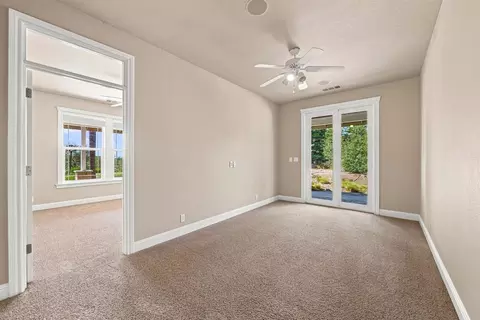 Bedroom - 13387 Lark Ct, Redding, CA 96003 photo 5 of 8