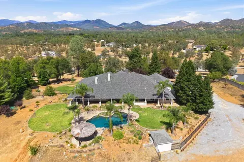 View/Area - 13387 Lark Ct, Redding, CA 96003 photo 1 of 6