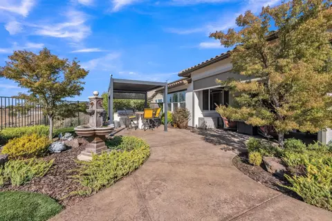 Exterior - 4336 Hummingbird Cir, Folsom, CA 95630 photo 12 of 15